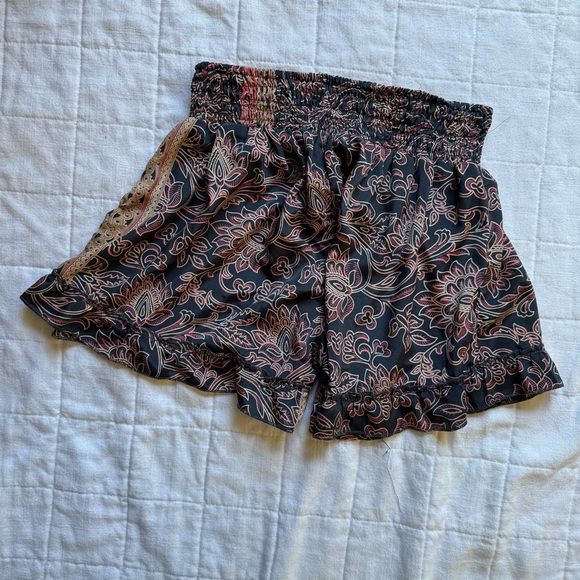 Boho Chic High Waist Women's Shorts - Picture 5 of 6